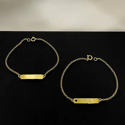PULSEIRA LISA INF PLAQ RET CORAÇÃO VAZADO DOURADO